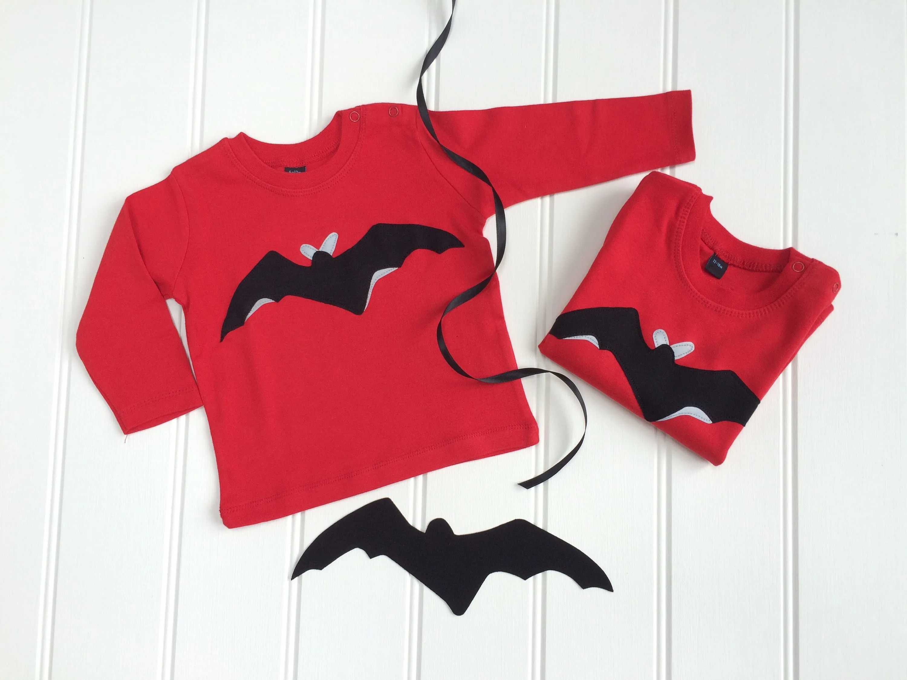 Baby Bat - Long Sleeved T-shirt - Red
