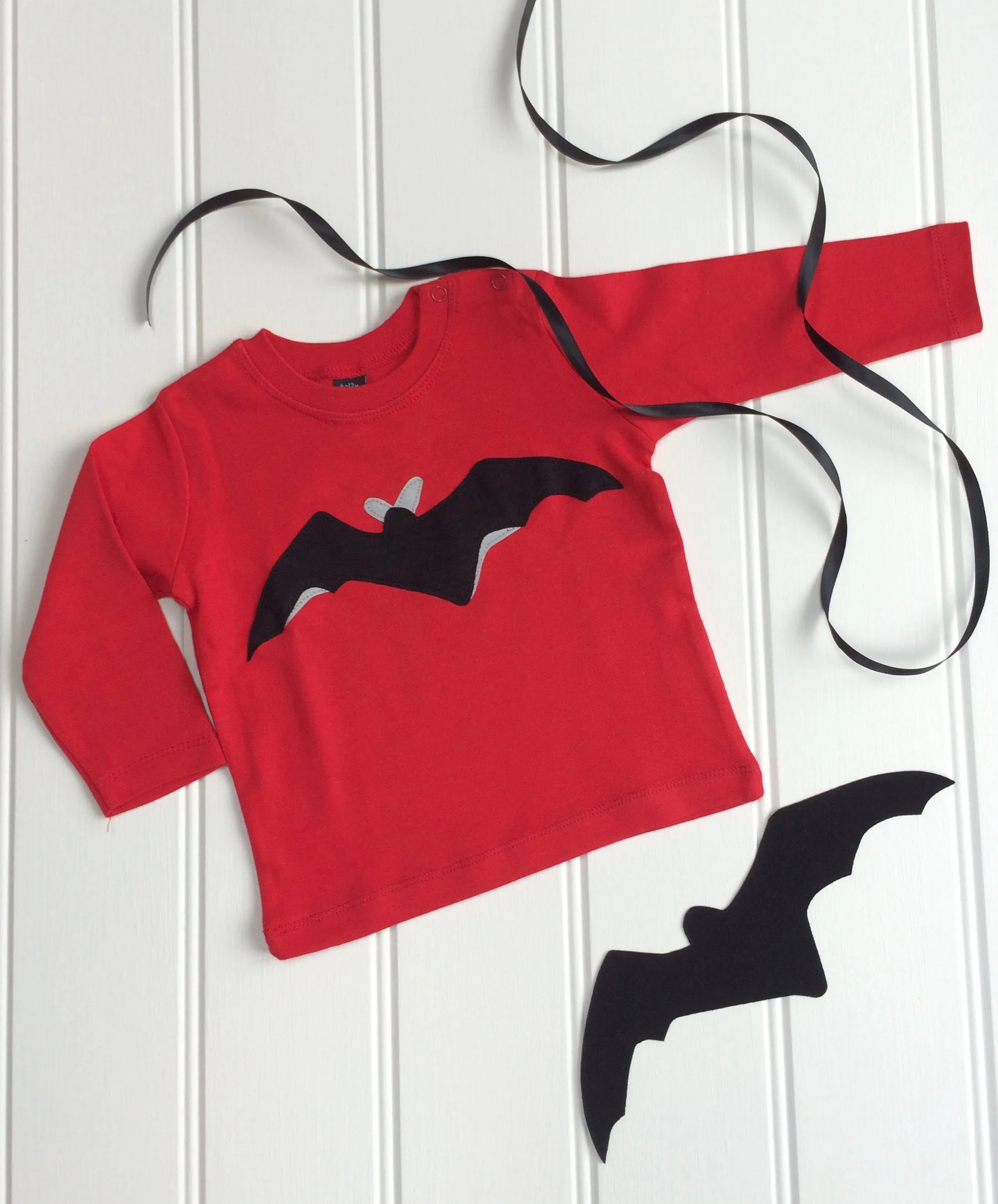Baby Bat - Long Sleeved T-shirt - Red