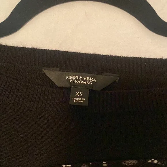 LIKE NEW Simply Vera Vera Wang Long Sleeve Shirt​