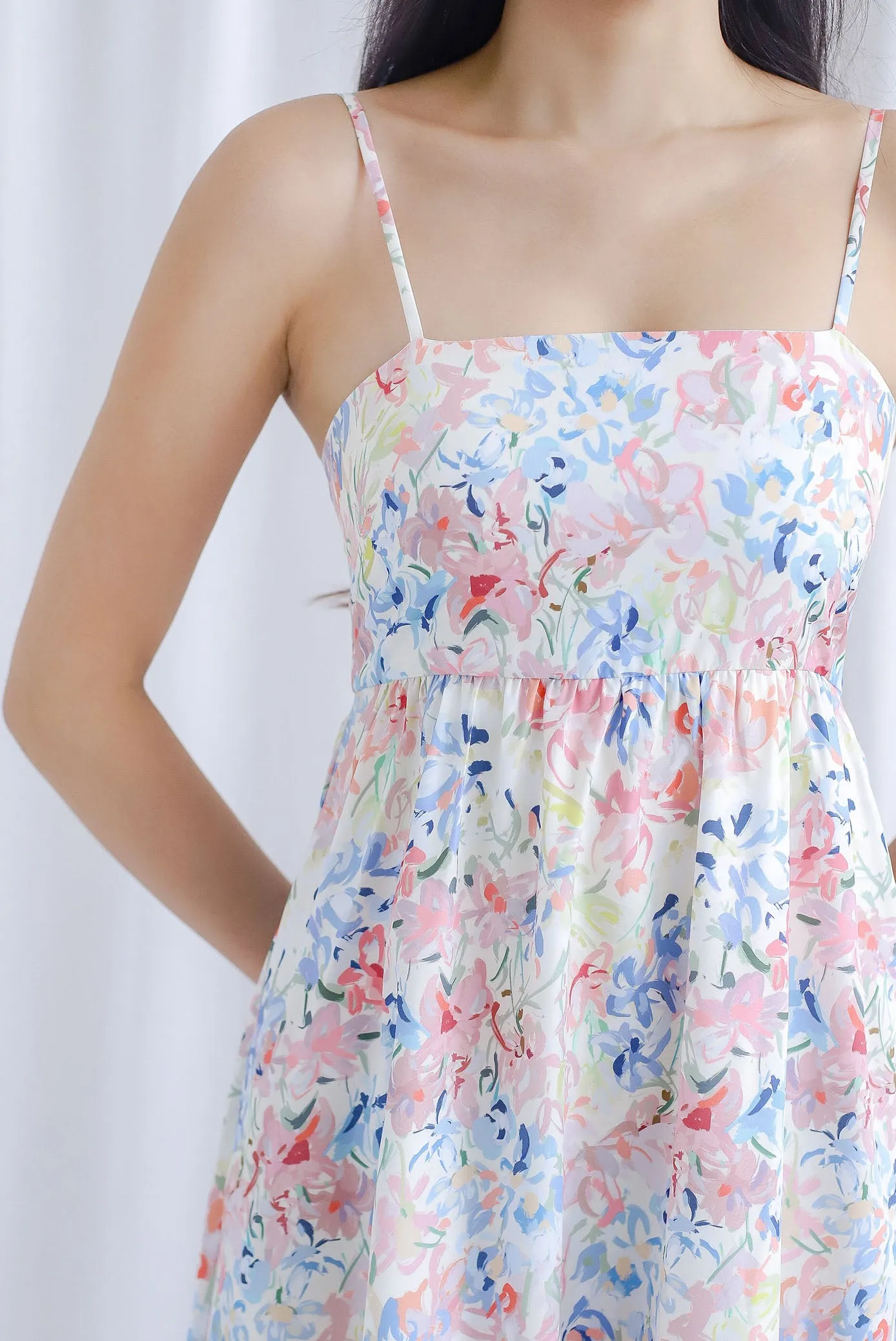 TDC Lyndsey Abstract Floral Spag Dress In Vibrant