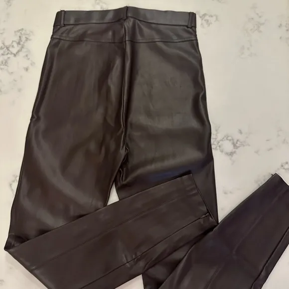 Zara brown faux leather pants​​