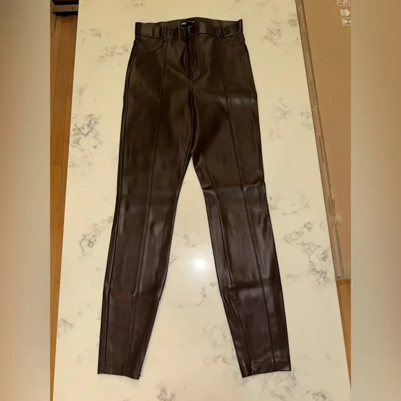 Zara brown faux leather pants​​