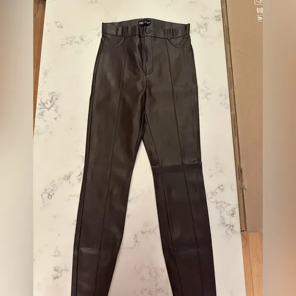 Zara brown faux leather pants​​