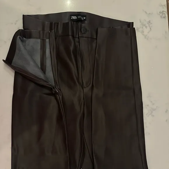Zara brown faux leather pants​​